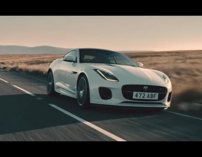 El deportivo Jaguar F-Type se ofrece a sus clientes con carrocería Coupé o Convertible