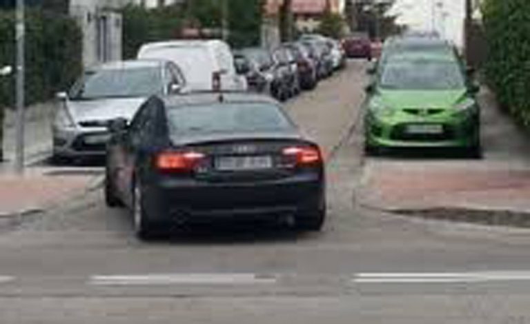 ¿Qué distancia máxima puedo recorrer marcha atrás?