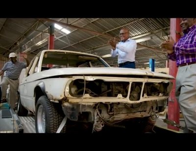 En Sudáfrica van a restaurar este BMW 530 MLE, el primer M de la historia