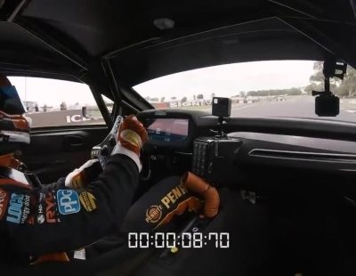 Este Brabhan BT62 es el coche más rápido en Mount Panorama