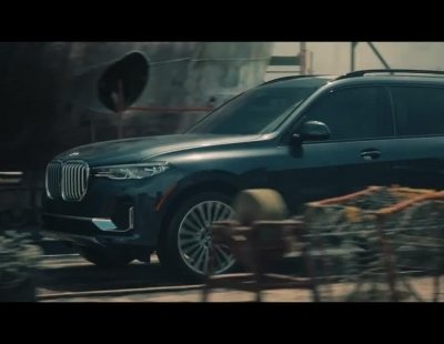 Este es el anuncio del BMW X7 en Estados Unidos