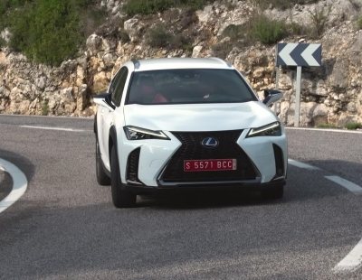 El nuevo Lexus UX 250h lleva etiqueta ECO de la DGT