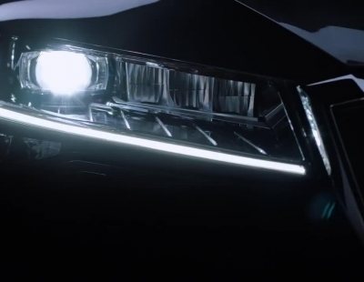 Skoda nos muestra un teaser del nuevo Superb