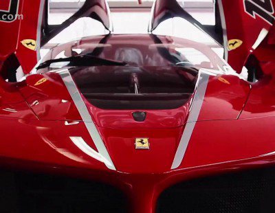 Sebastian Vettel disfruta del Ferrari FXX-K