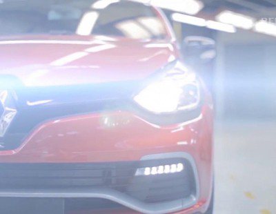 ¿Cómo se hace un Clio R.S.?