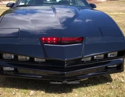 Se vende una réplica de KITT, el precioso Pontiac Firebird Trans Am del 87