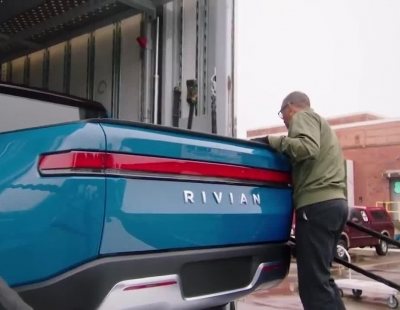 El pick-up eléctrico Rivian R1T llegará hasta los 645 kilómetros de autonomía