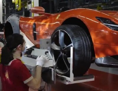 Las fábricas de Ferrari de Maranello y Módena reabren sus puertas