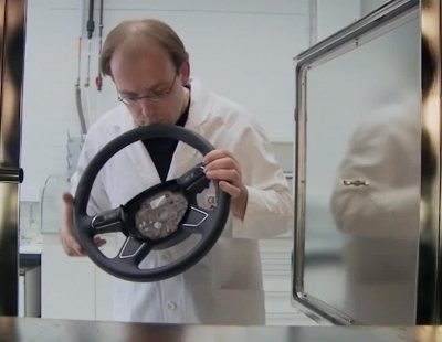 El equipo técnico de olores de Audi establece los estándares para sus vehículos