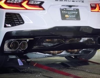 Así de brutal suena el Corvette C8 preparado por Hennessey
