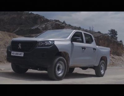 La firma francesa Peugeot estrena el nuevo Landtrek, un robusto pick-up