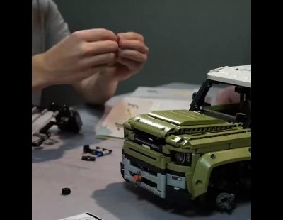 Así se monta el nuevo Land Rover Defender de Lego a cámara rápida