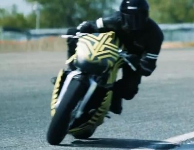 Comienza a rodar la AMB 001, una moto creada entre Aston Martin y Brough Superior