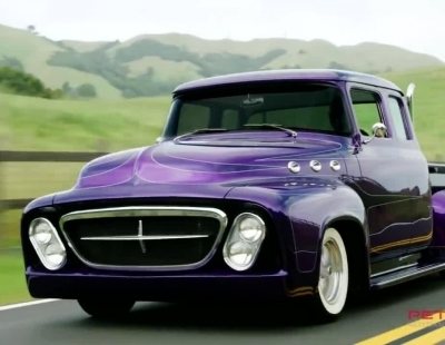 Os mostramos la increible colección de vehículos del cantante de Metallica