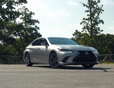 Lexus ES 250 AWD, ahora con tracción total