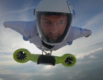 La firma BMW desarrolla un traje de alas eléctrico para volar a 300 km/h