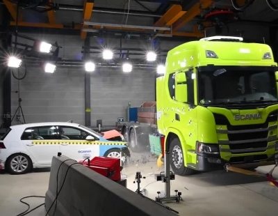 Os mostramos la prueba de choque de un camión eléctrico de Scania