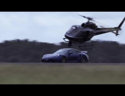 El genuino Porsche 911 Turbo S se pasea por el aeropuerto de Sydney