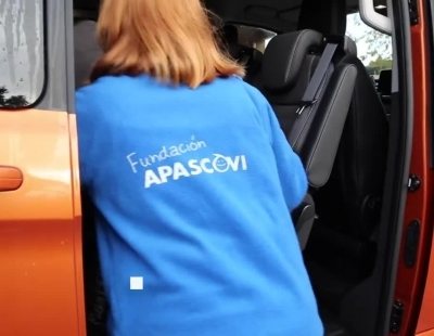 El campeón de rallies Ruben Gracia y Ford acompañan a la Fundación APASCOVI en el Jarama