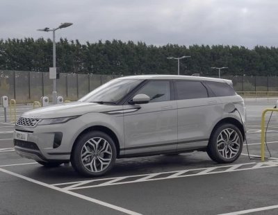 Este es el nuevo Land Rover Range Rover Evoque P300e