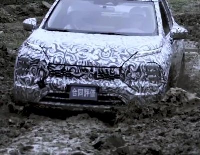 Mitsubishi maltrata su futuro Outlander antes de su presentación oficial