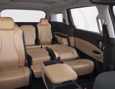 El nuevo Kia Carnival ofrece multitud de posibilidades en su interior