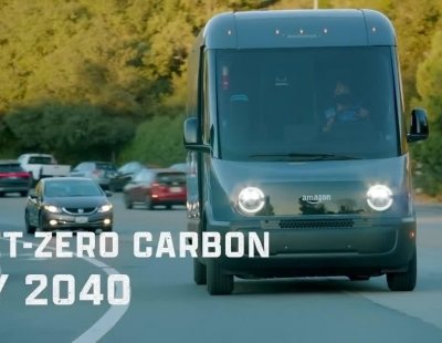 En Los Ángeles ya se ven camionetas Rivian EV de reparto con Amazon