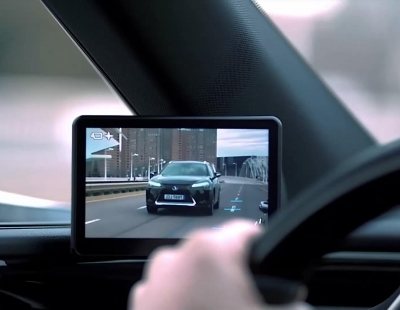 Así funcionan los retrovisores digitales del Lexus ES 300h