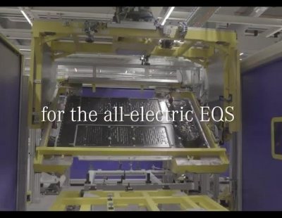 Comienza la producción de las baterías del futuro Mercedes-Benz EQS