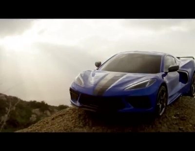 Traxxas ha creado este sensacional Corvette Stingray C8 con mando a distancia