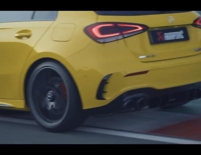 Así suena el radical Mercedes-AMG A 45 con escape Akrapovic