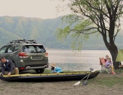 Disfruta un feliz día en familia con el nuevo Subaru Forester Hybrid