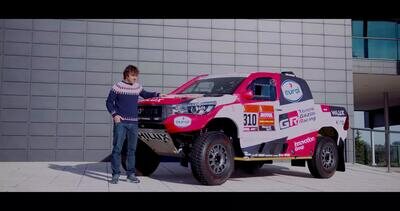 El brutal Toyota Hilux Dakar ya forma parte del Museo Fernando Alonso