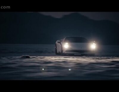 El brutal Ferrari SF90 Stradale se pasea por los lagos de sal de Bonneville