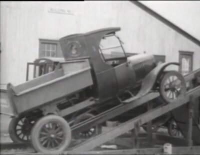 Estas son las camionetas y pick-up serie F de Ford a lo largo de los últimos cien años