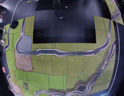 Construcción de pista de Scalextric en TimeLapse