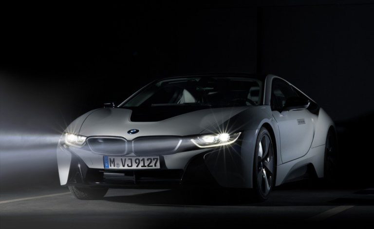 BMW i8 Laserlight. Una opción que tiene un precio de 11.570 euros
