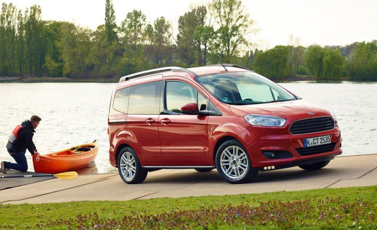 Ford Tourneo Courier, pequeño gran coche