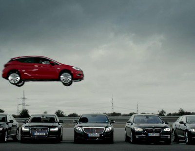 Anuncio Opel Astra 2016