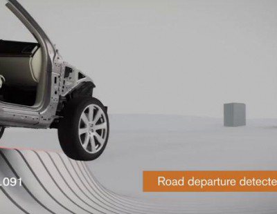 Volvo XC90, prevención en salidas de carretera