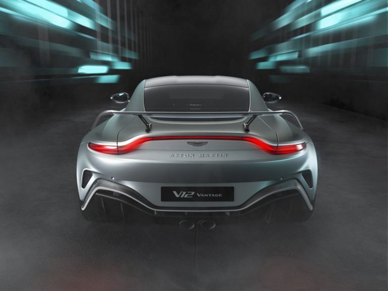 Aston Martin le dice adiós al motor V12 con este Vantage
