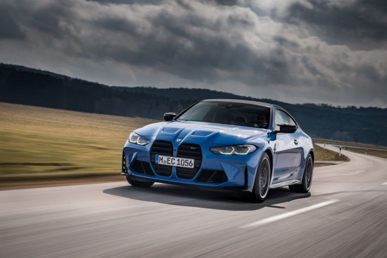 Akrapovic monta un brutal escape en el BMW M4 Competition