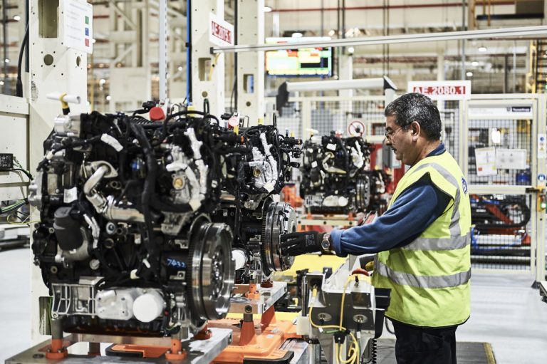 Ford patenta un motor de hidrógeno. ¿Estamos ante la salvación de las mecánicas tradicionales?