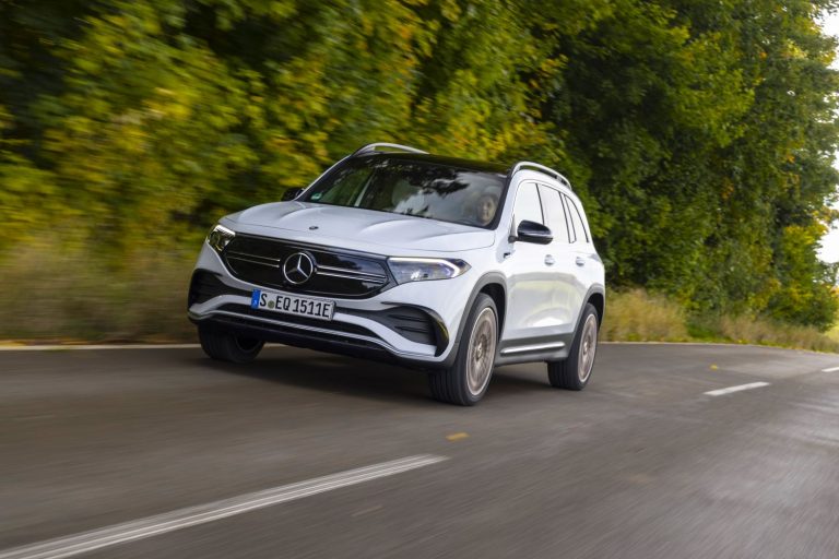 Mercedes EQB, el primer SUV eléctrico de siete plazas a la venta