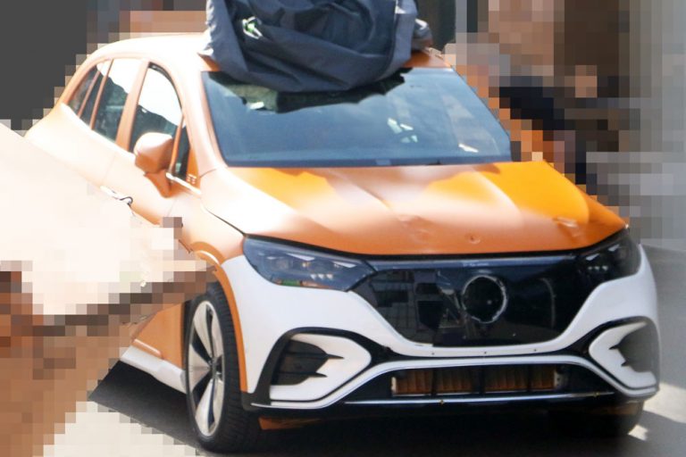 El Mercedes EQE SUV lo enseña todo