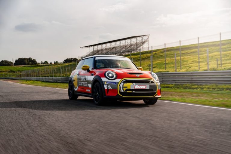 Mini Electric. El nuevo Safety Car de la Copa Racer 2022