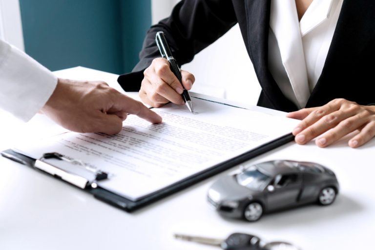 ¿Cuánto tiempo debe durar un contrato de renting?