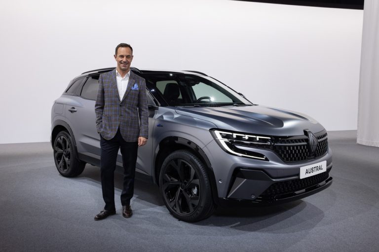 Sebastian Guigues (director general de Renault España): «El Renault Austral es un claro candidato a nuestro podio de coches más vendidos en España»