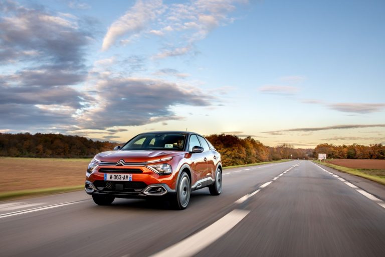 El nuevo Citroën C4 derrocha tecnología y seguridad