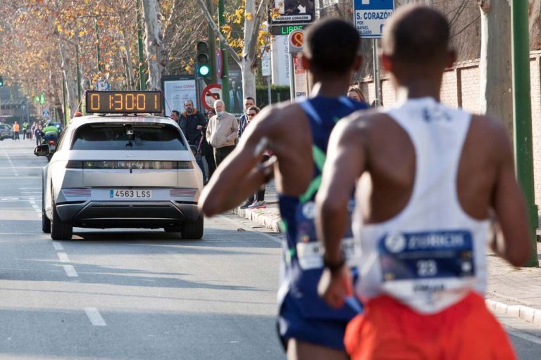 Si eres fan del mundo runner, te gustará lo que Hyundai ha preparado para ti